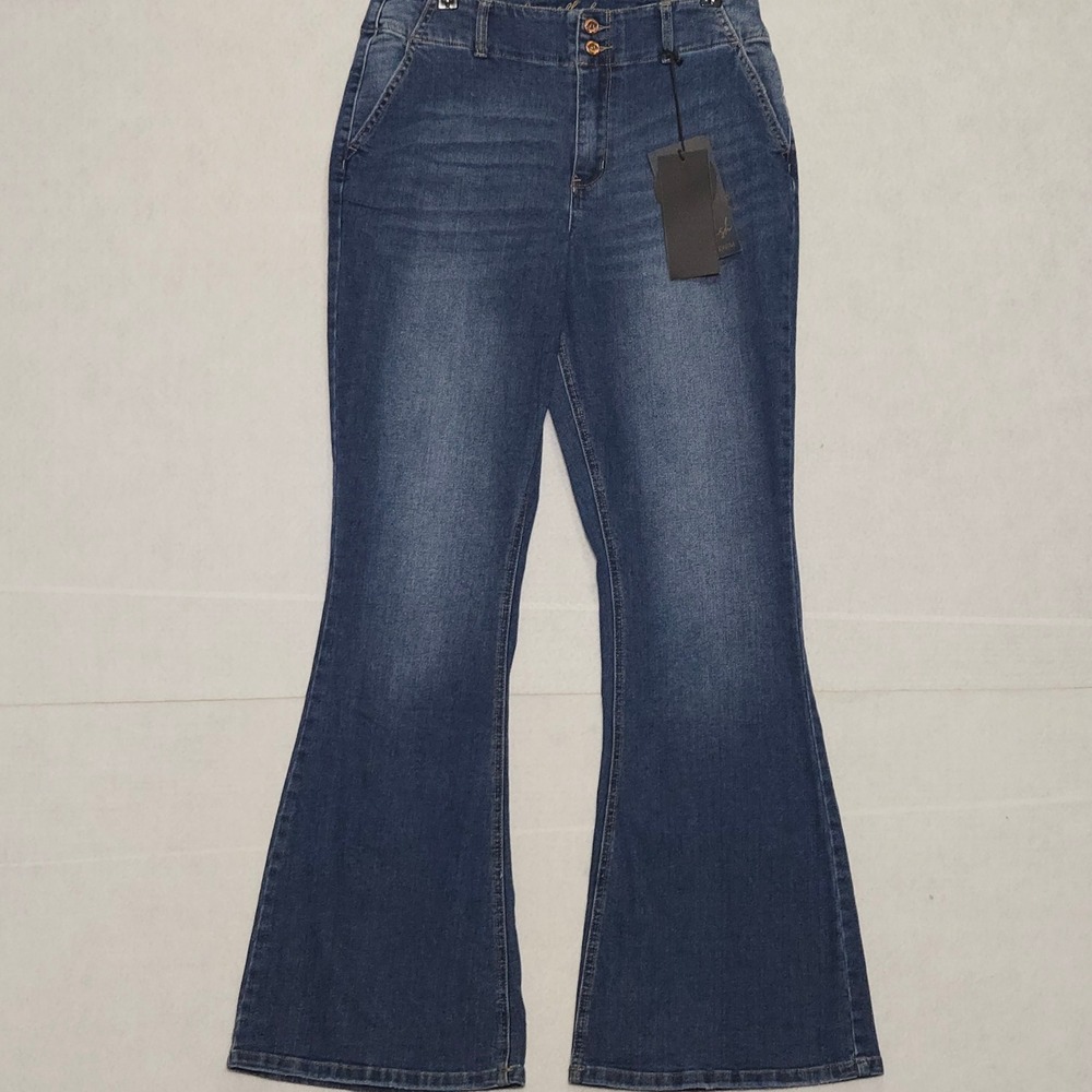 Copperflash Women Size 10 High Rise Curvy Flare Jeans Premium Denim